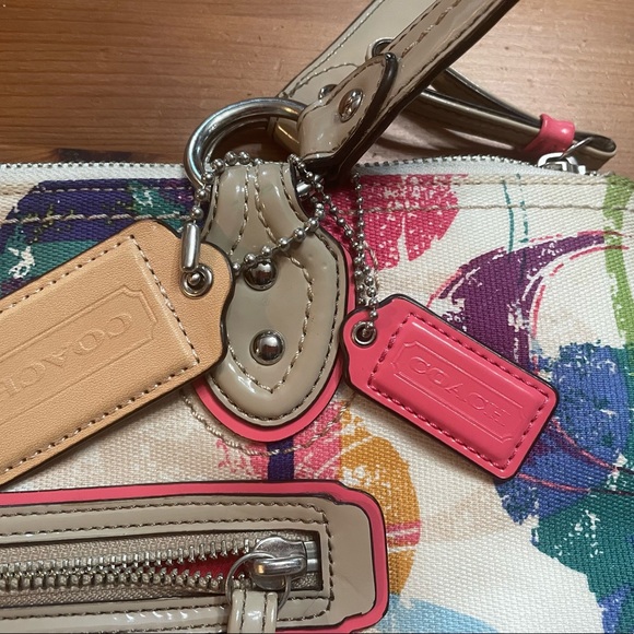 Coach Bag Poppy Signature C Stamped Hallie Multicolor Canvas Tote - Picture 6 of 17